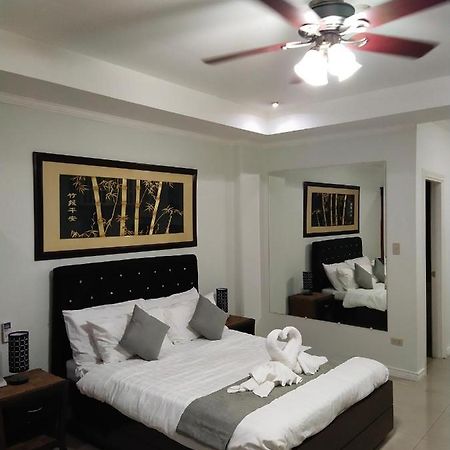 Bourbon St Apts Condo 16 Анхелес Екстериор снимка